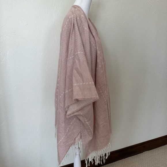 NWT Gentle Fawn Hermosa Cardigan Kimono Size M/L - Picture 6 of 7